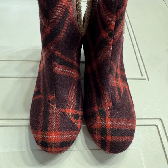 Tom’s Women's Kelsey Ankle Boot Barn Red Earthy Plaid Heel Bootie Womens Sz 9 - Picture 4 of 8